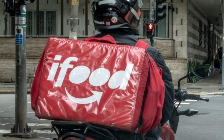 Motoboy de operadora do iFood tem vínculo empregatício, diz Justiça