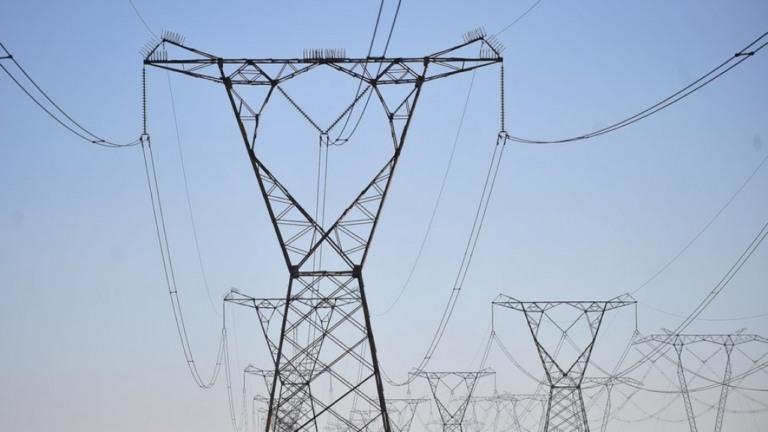 Tarifa residencial de energia elétrica subiu 82% em dez anos