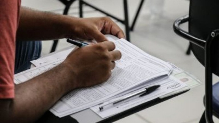 Procurando emprego? Veja os concursos abertos e previstos para 2022