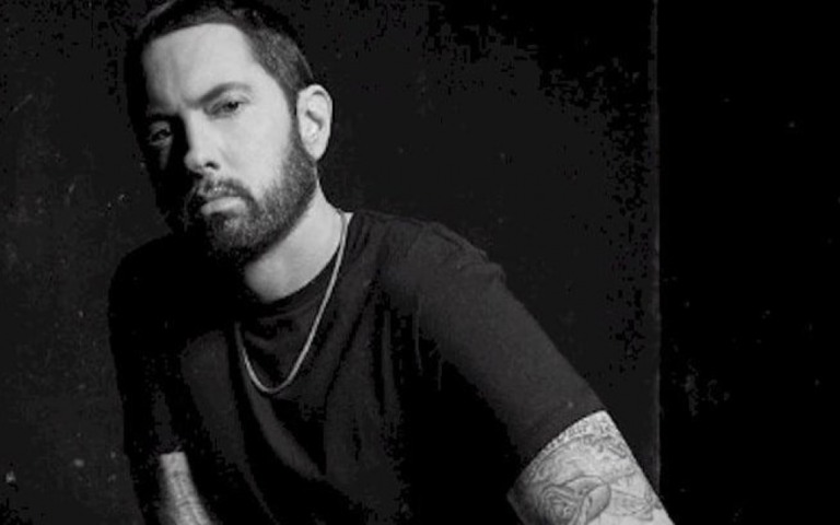 Eminem ultrapassa 1 bilhão de streams com "Without Me" no Spotify