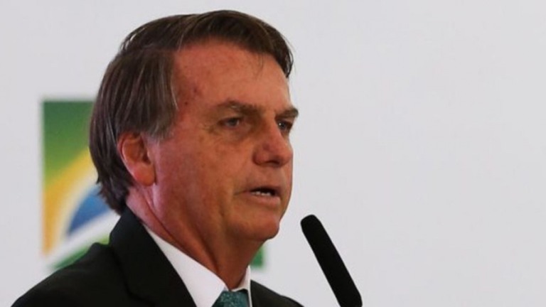 Bolsonaro troca social por eleitoral no Orçamento, dizem especialistas
