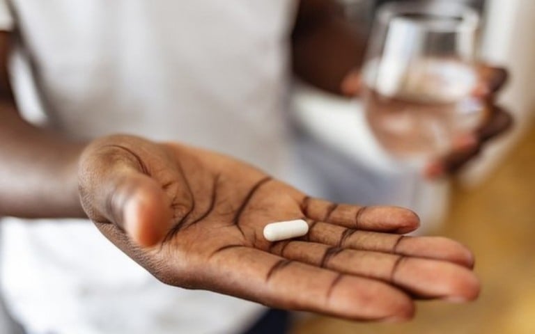 Tratamento precoce: 3 antivirais aprovados no exterior contra a Covid