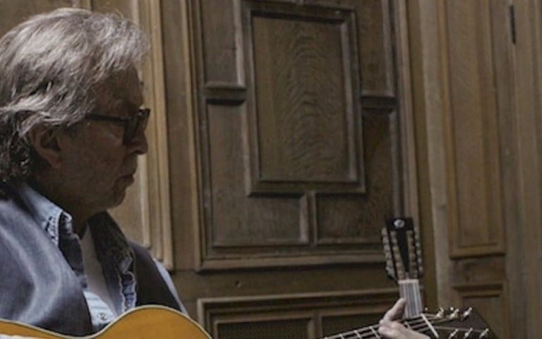 Eric Clapton: para guitarrista, vacinação contra covid é "hipnose em massa"