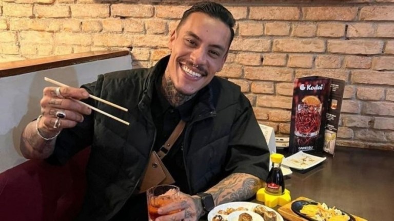 Murilo Dias, do reality "Soltos em Floripa", celebra aniversário em SP