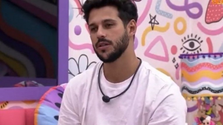 'BBB 22': Tiago Abravanel diz que Rodrigo é opção de voto e ele ameaça