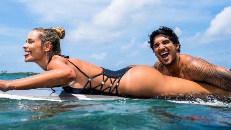 Gabriel Medina e Yasmin Brunet voltam à web após separação