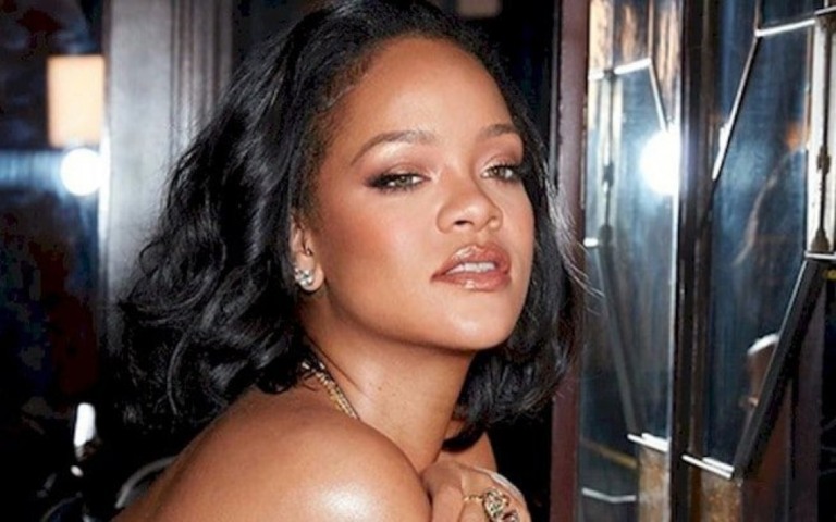 "Anti" de Rihanna, completa 300 semanas na Billboard 200