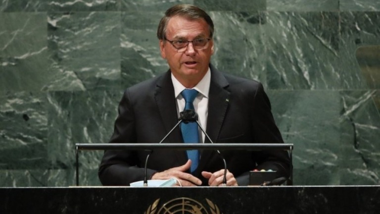Servidores da Anvisa cobram retratação de Bolsonaro