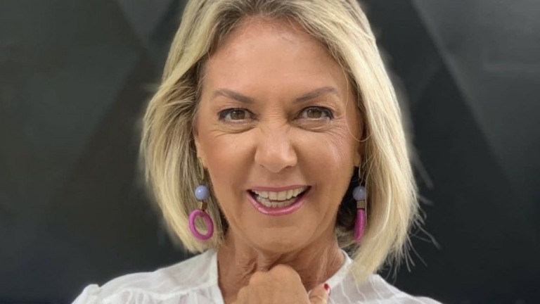 Vivi Romanelli participa da estreia do São Paulo de Prêmios, da Record