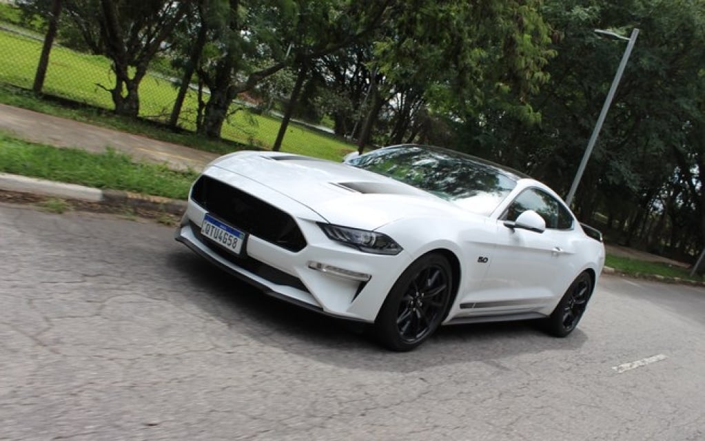 Mustang Black Shadow: forjado na maldade