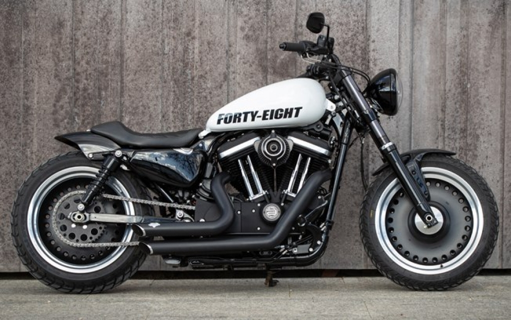 Uma noite custom da Harley-Davidson. Confira galeria de imagens