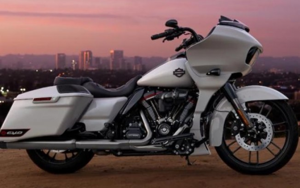 Harley-Davidson CVO Road Glide chega à linha 2020