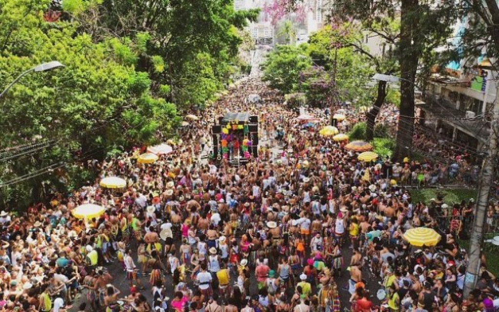 Carnaval cancelado? Blocos desistem de desfilar em diversas capitais