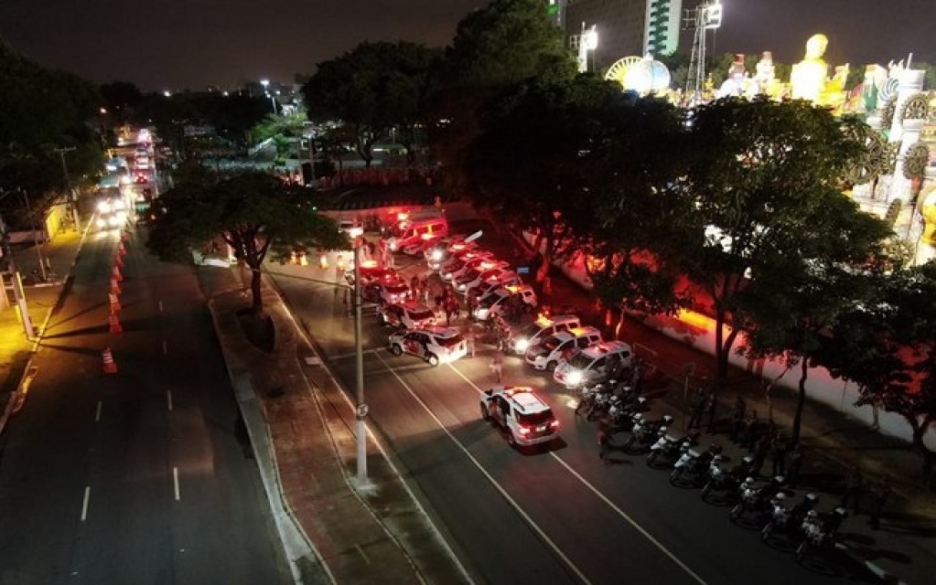 Polícia prende 241 pessoas na primeira noite de carnaval em SP