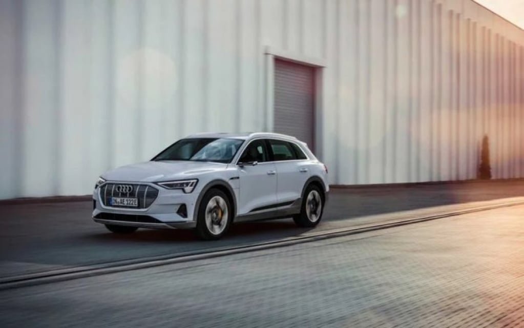 Primeiro SUV elétrico da Audi chega ao Brasil em abril