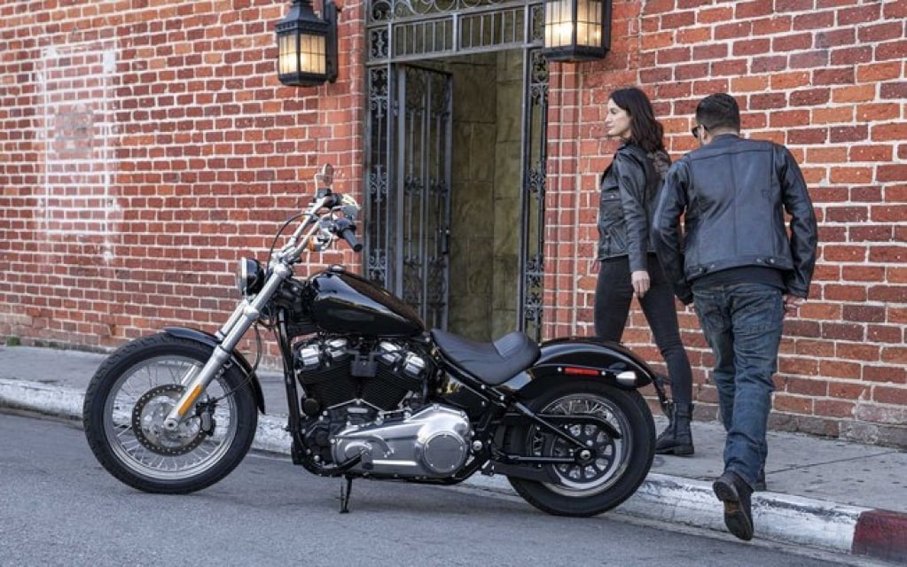 Harley-Davidson Softail Standard é relançada após 13 anos de ausência