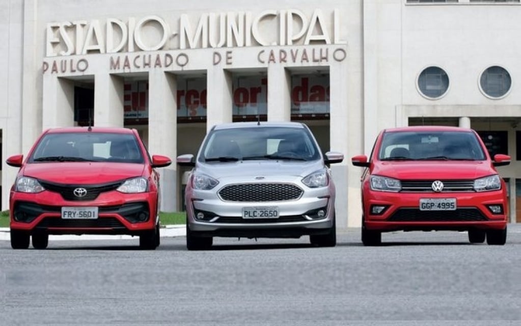 Ford Ka, VW Gol e Toyota Etios se enfrentam com câmbio automático