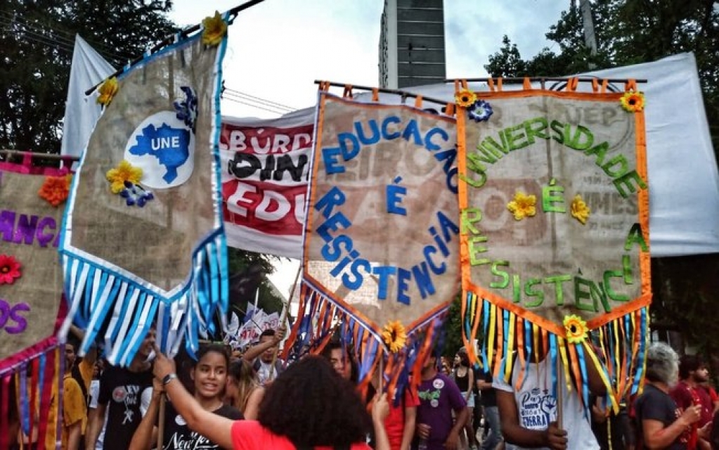 Entenda por que março promete ser um mês de lutas no Brasil