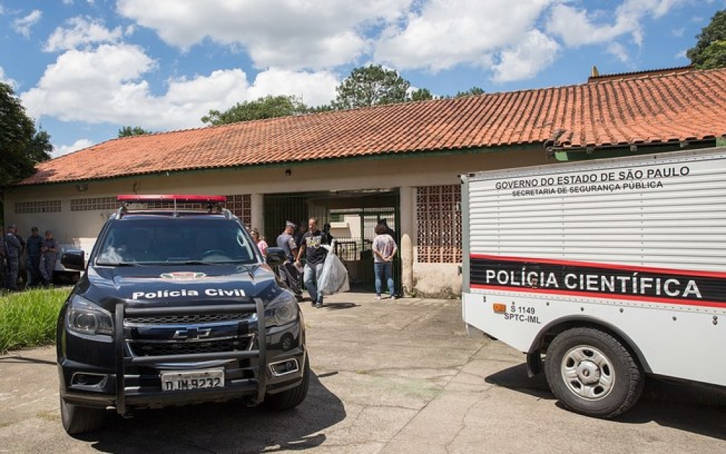 Um ano após crime, vendedores das armas do massacre de Suzano estão soltos