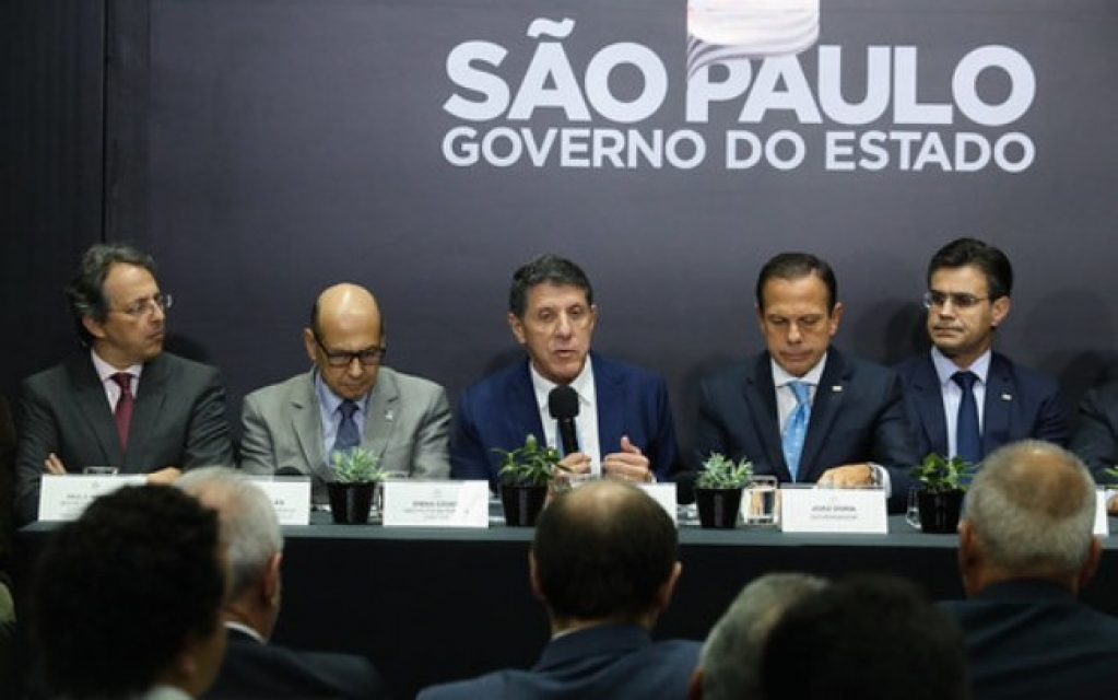 Em coletiva, São Paulo anuncia mil novos leitos de UTI para tratar coronavírus