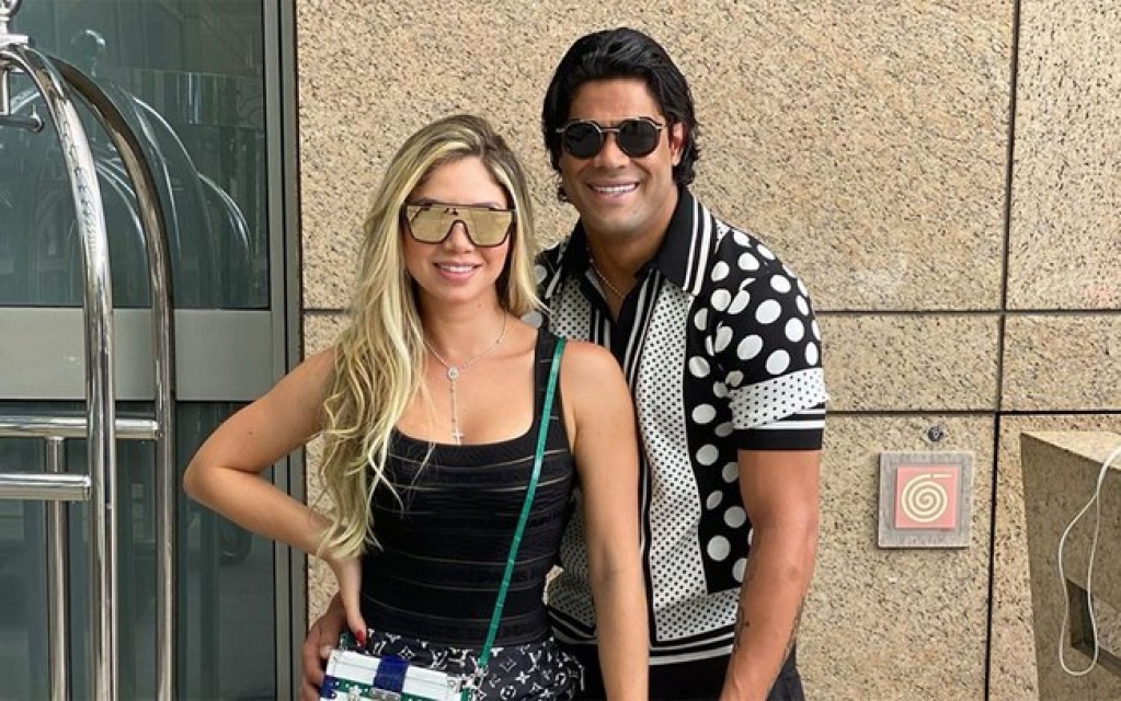 Hulk e Camila Ângelo não fazem mais questão de esconder que são casados