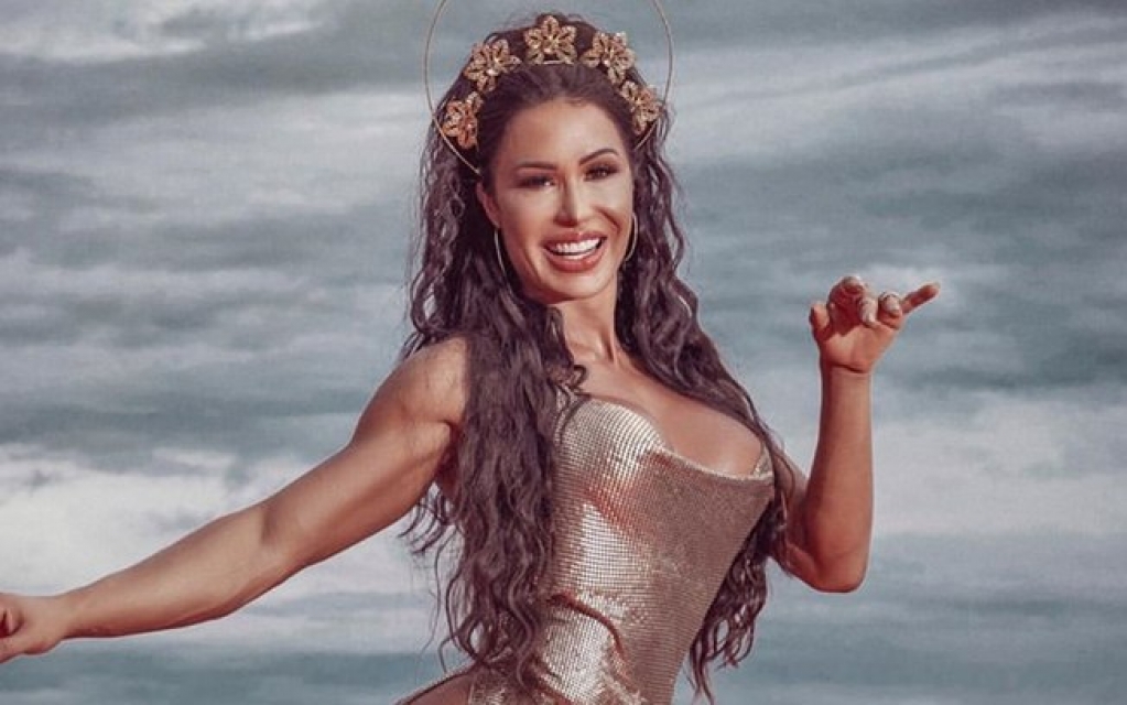 Gracyanne Barbosa cancela treino na academia e pede: "Fique em casa"