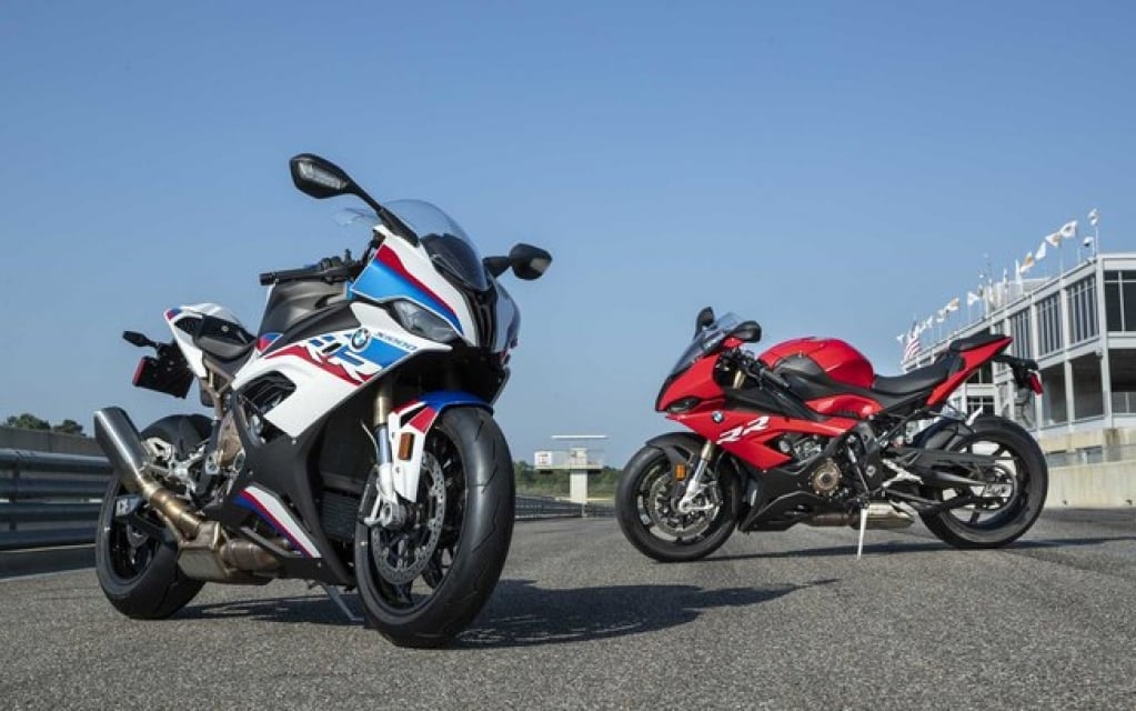 BMW S 1000 RR chega com novas tecnologias, visual renovado e mais desempenho