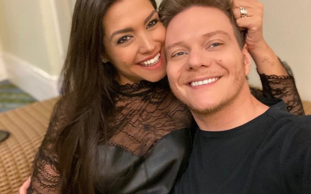 Mesmo com shows cancelados, Michel Teló mantém salário de músicos Mesmo com shows cancelados, Michel Teló mantém salário de músicos