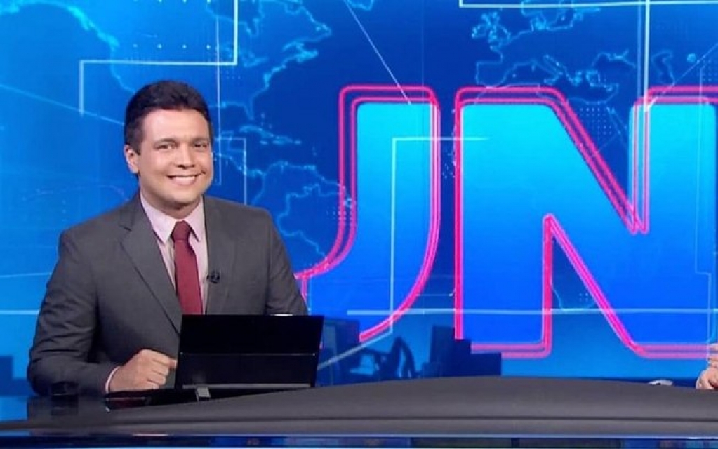 Apresentador do rodízio do "JN" está com coronavírus e respira por aparelhos