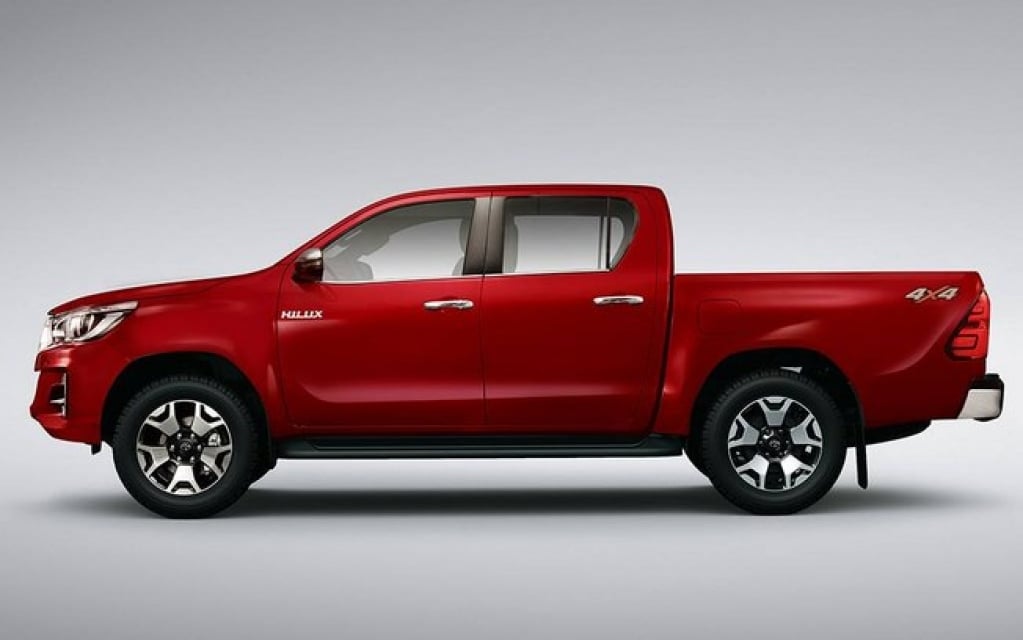 Toyota Hilux renovada ganhará uma série de novidades