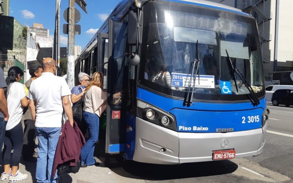 Prefeitura de São Paulo disponibiliza 55% da frota de ônibus