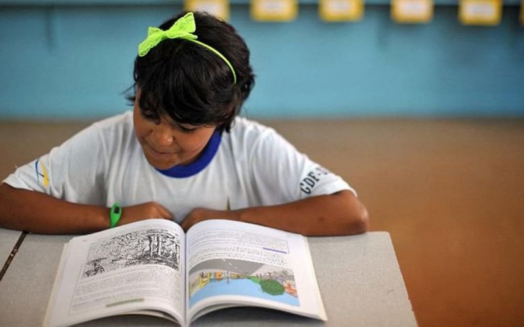 Covid-19: Distrito Federal distribui cartão alimentação para crianças sem aula