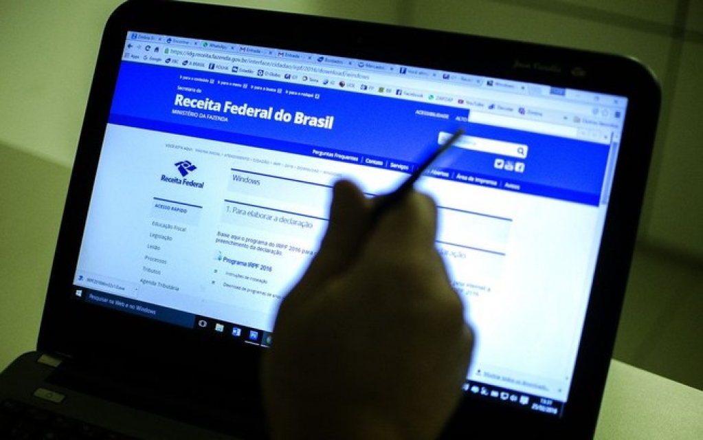 IR 2020: Receita adia declaração de Simples e MEI, mas não muda de pessoas IR 2020: Receita adia declaração de Simples e MEI, mas não muda de pessoas