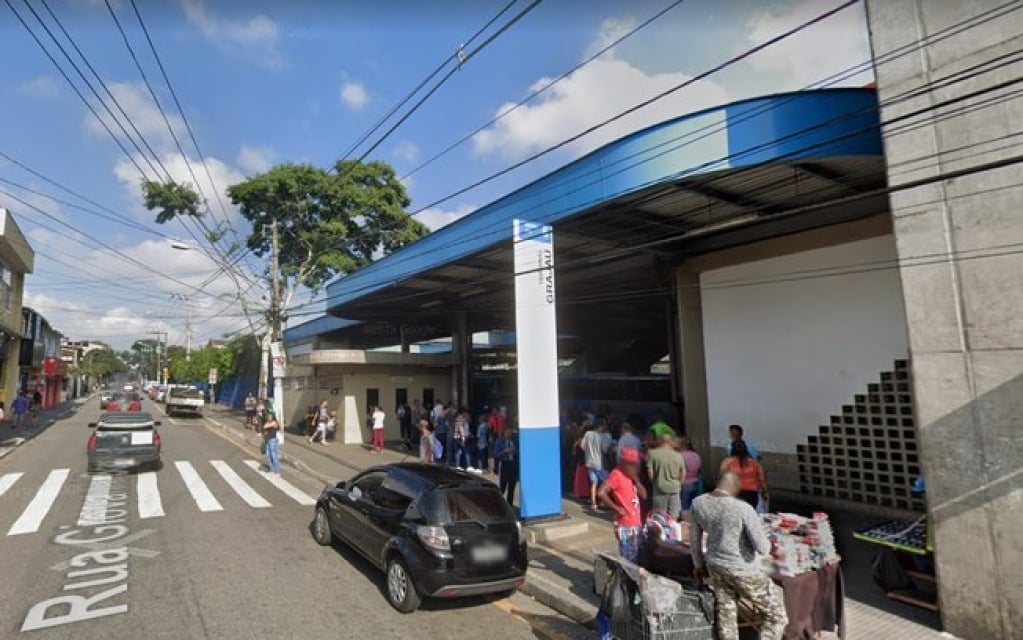 Acidente entre ônibus e moto deixa morto na Zona Sul de São Paulo