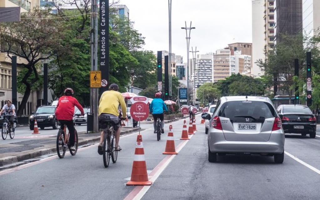 Uber fecha parceria com Prefeitura de São Paulo para patrocinar ciclofaixas Uber fecha parceria com Prefeitura de São Paulo para patrocinar ciclofaixas