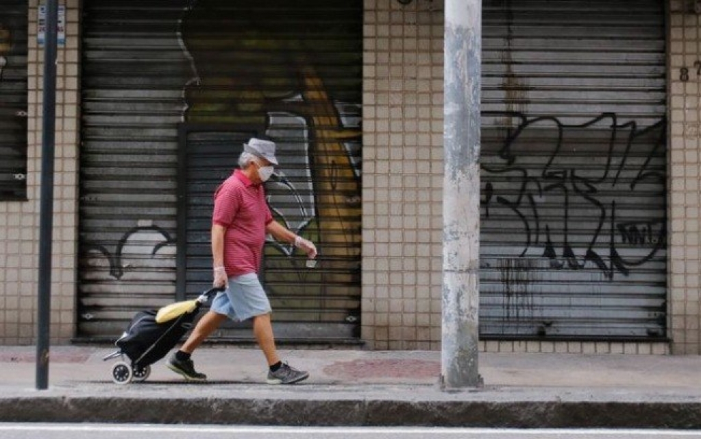 Mirandópolis, no interior de SP, recua e suspende reabertura do comércio