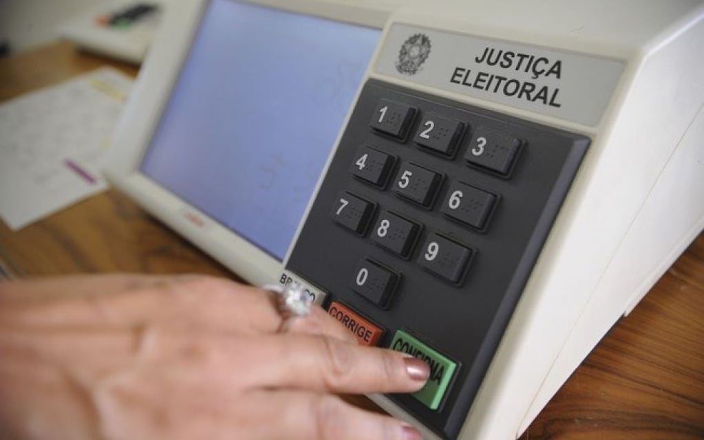 AGU lança cartilha sobre condutas vedadas nas eleições municipais