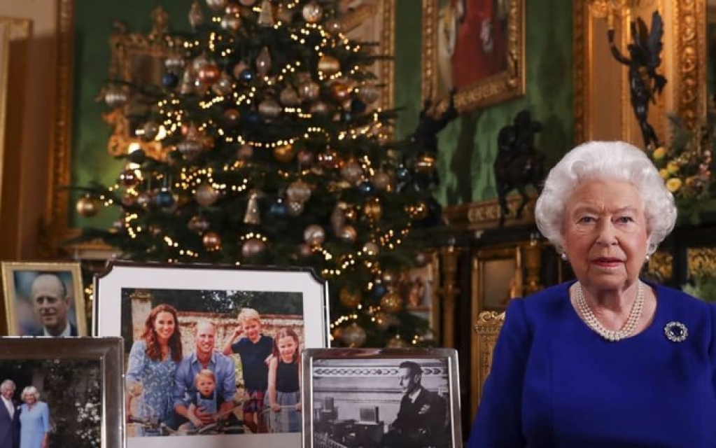 Pandemia de Covid-19 faz rainha Elizabeth II cancelar comemoração de aniversário