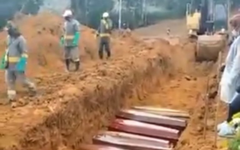 Manaus abre valas comuns para enterrar mortos por Covid-19; veja vídeo