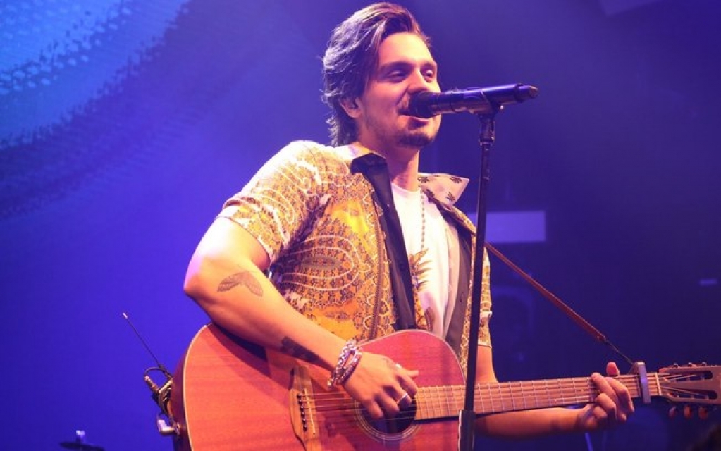 Luan Santana planeja show para ser assistido de dentro do carro