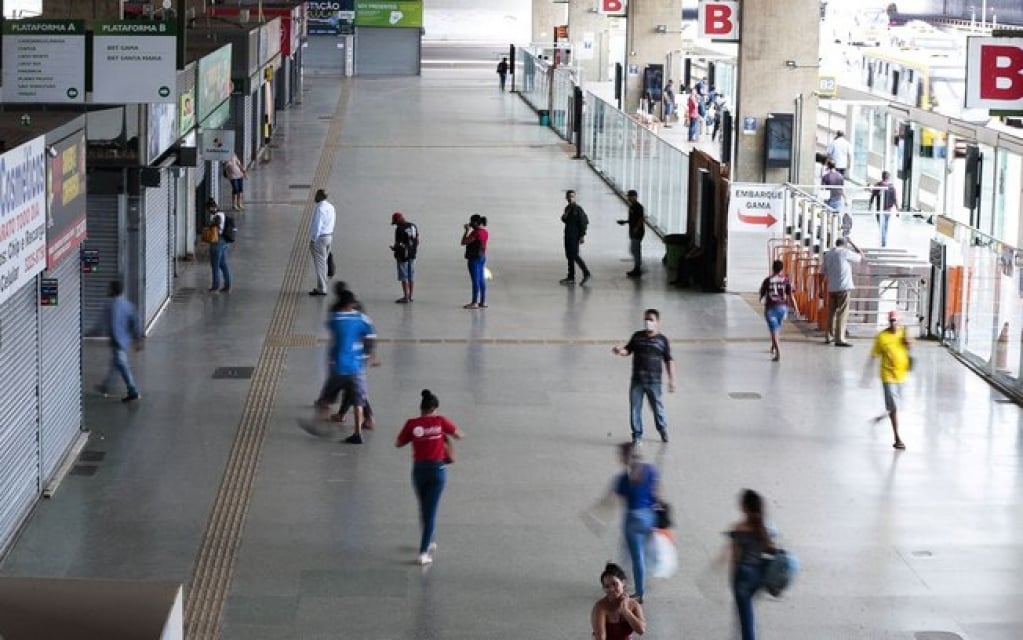 Justiça acata Ministério Público e suspende reabertura do comércio em Brasília