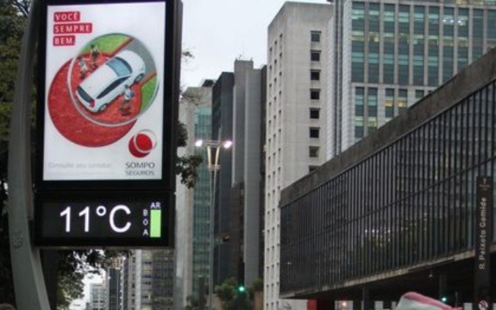 Sábado frio e ensolarado em São Paulo