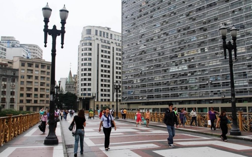 Sábado nublado e frio em São Paulo