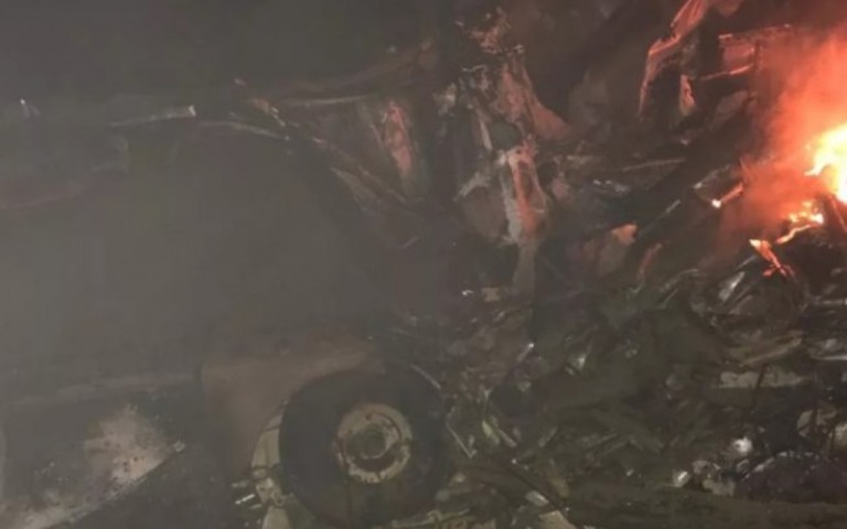 Queda de avião deixa quatro mortos; aeronave levava paciente com Covid-19