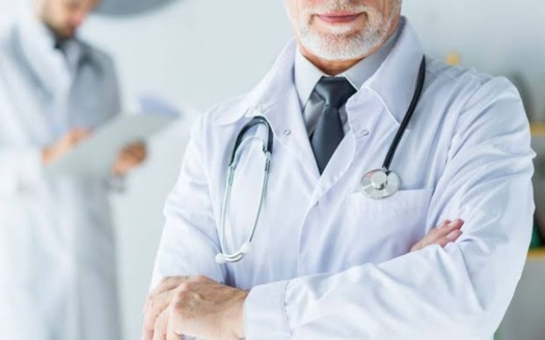 Em meio à pandemia, hospitais de SP cortam salários