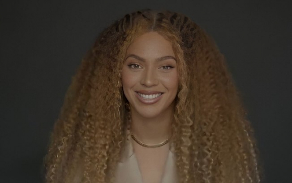 Beyoncé faz discurso emocionante e declara apoio aos protestos