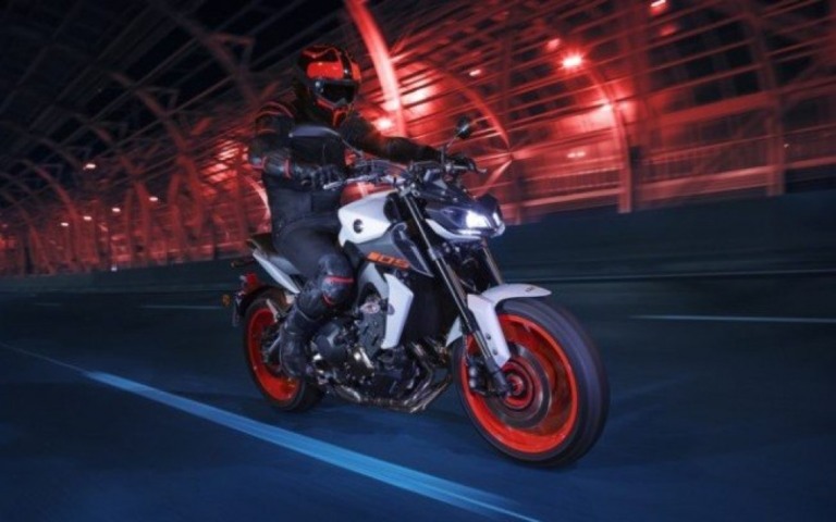 Yamaha desenvolve motores turbinados para esportivas, diz site