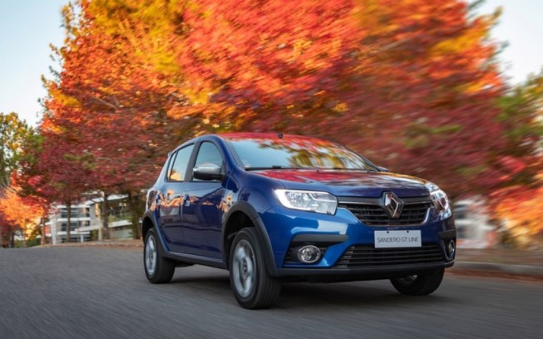 Renault relança Sandero GT Line com duas opções de motor e câmbio