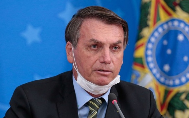 Justiça Federal obriga Bolsonaro a usar máscara e determina multa