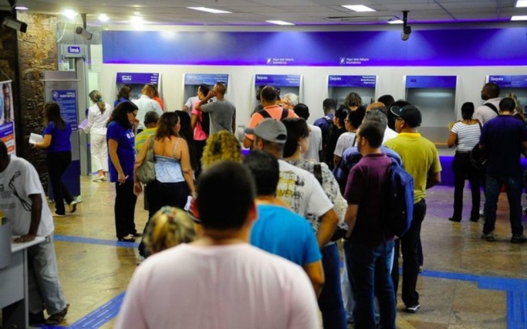 Novo saque do FGTS emergencial começa nesta segunda; confira quem tem direito